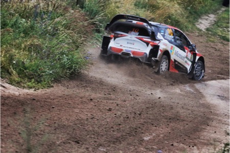 【WRC】トヨタのラトバラ、初日4位発進「クルマは良い、路面コンディションが不安定」