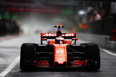 【P3レポート】雨にたたられたセッションで有力チームはタイム刻まず／F1イタリアGP