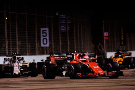 【決勝レース結果】スタートで大波乱／F1シンガポールGP決勝レース