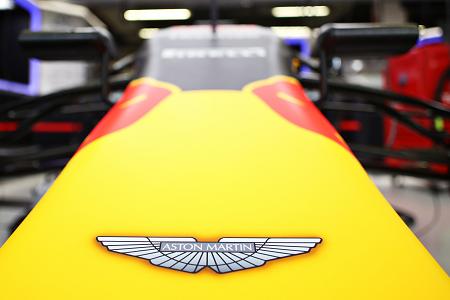 アストンマーティンがレッドブルのタイトルスポンサーに？