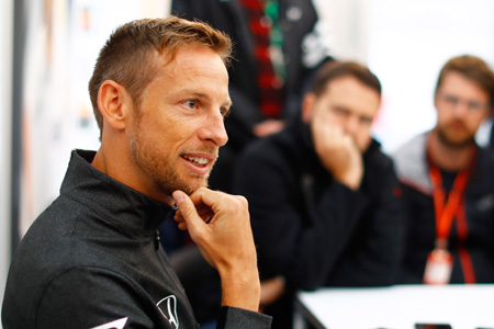 「レースが恋しい」とバトン、マクラーレンの控えドライバーを辞めて別のシリーズに専念か