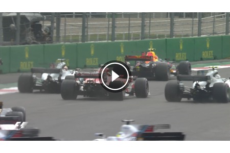 【クラッシュ動画】正面、空撮、車載カメラ映像で分析･･･1周目、焦ったベッテルがフェルスタッペン、ハミルトンと接触