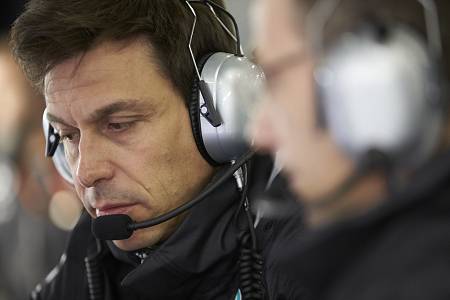 リバティ・メディアはフェラーリを怒らせるなとメルセデスのボス