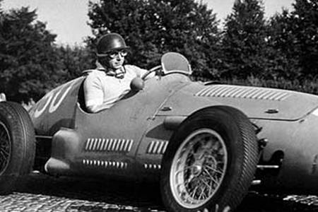 ハミルトン「ファンジオはF1のゴッドファーザー」