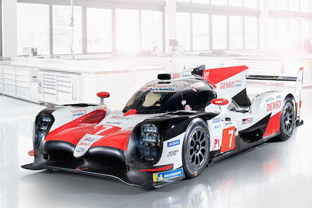 【WEC】トヨタ、アロンソもドライブする2018年モデル『TS050 HYBRID』を公開