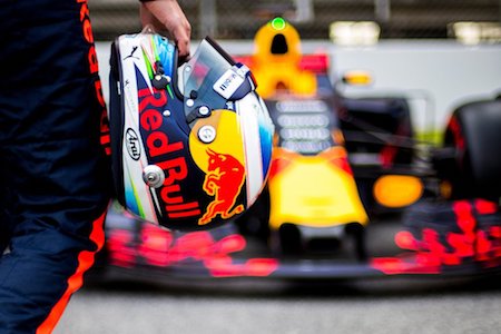 【新車発表日】レッドブル、2018年の新型F1カー『RB14』の発表日を公表
