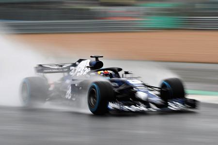 2018年のクラッシュ第1号はレッドブルのダニエル・リカルド