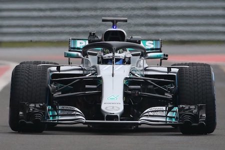 【動画】メルセデスAMG、新車発表会