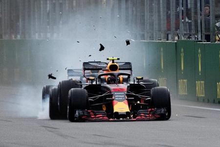 「レッドブルはドライバーたちにF1カーの修理代を負担させるべきだ」とニキ・ラウダ