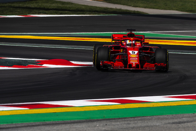 【フェラーリ】ベッテル「新型ミラーは後ろがよく見える。車を信じている」