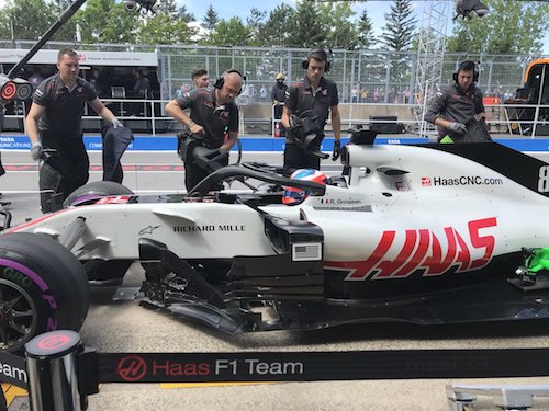 【画像：予選Q1速報】グロージャン、ピットレーンで豪快な白煙／F1第7戦カナダGP