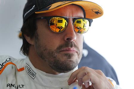 アロンソ「メディアのマクラーレン関連報道は大げさ過ぎる」