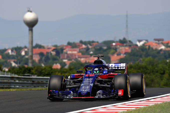 【FP1結果】トップ3は0.08秒以内の接戦　ホンダもトップ10までわずか／F1ハンガリーGP