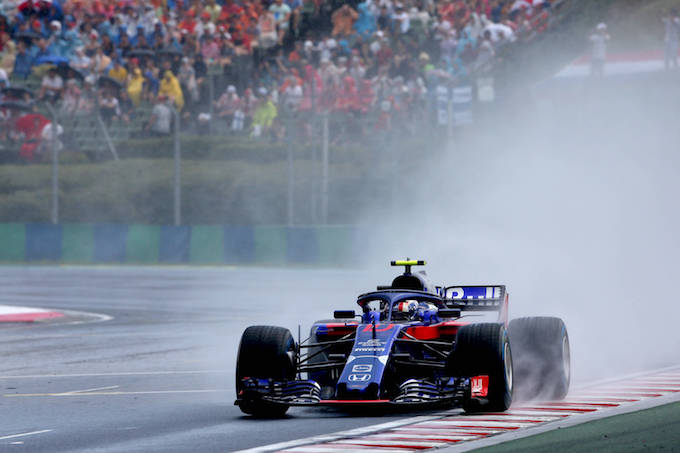 【トロロッソ・ホンダ】ガスリー「難しい予選だったけど6番手なんて信じられない！レースでは抜かせないよ！」