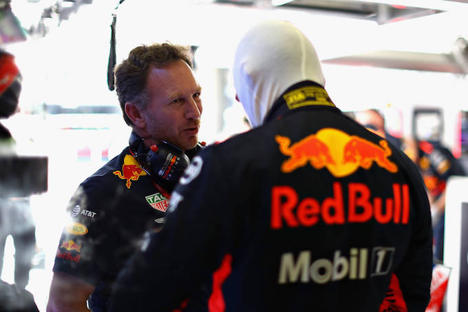 怒るフェルスタッペンとホーナー、ルノーを酷評「いくら払っていると思っているんだ」