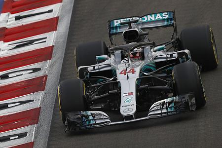 【決勝レポート】ハミルトンがタイトル獲得に大きく前進　ホンダは無念のノーポイント／F1シンガポールGP