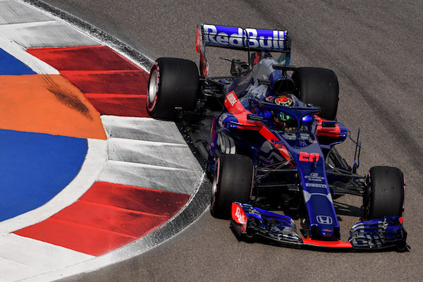 【トロロッソ・ホンダ】旧PUで予選13番手。日本GPでは最新PUを投入／F1ロシアGP2日目レポート