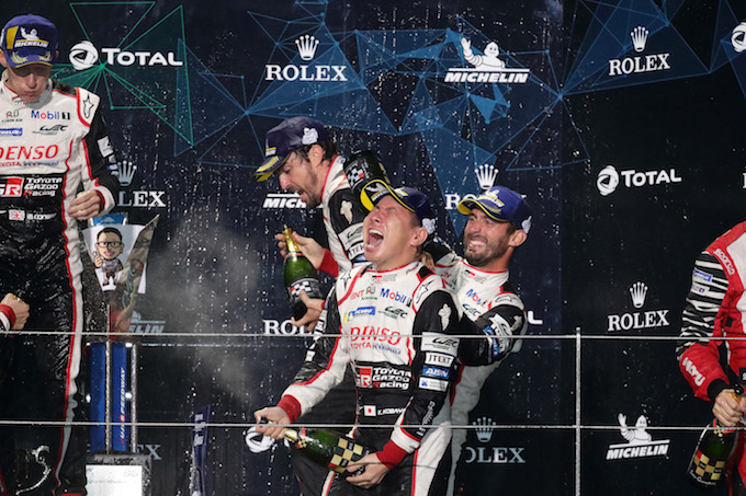 【WEC写真ギャラリー】トヨタ、地元富士で1-2フィニッシュ！歓喜するドライバーたち