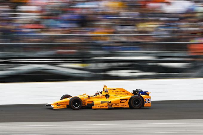 【動画：インディ500】マクラーレン、インディ500のエンジンを発表