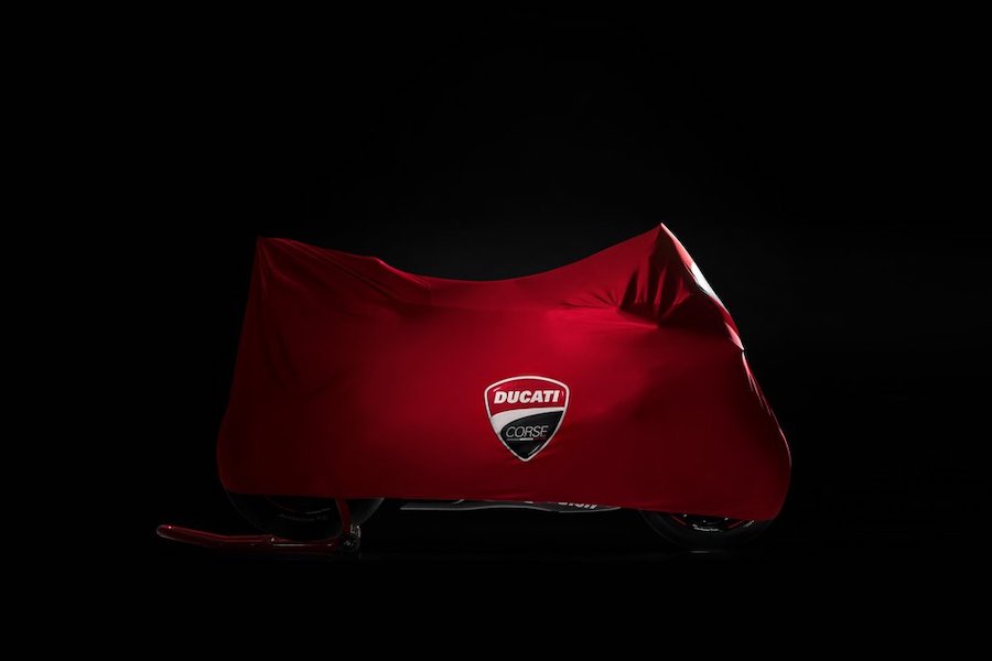 【MotoGP生中継】ドゥカティ、2019年型プロトタイプマシン『デスモセディチGP19』を披露