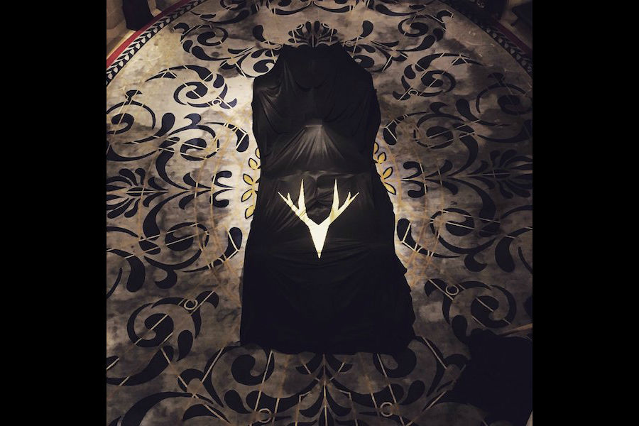 【高画質画像：F1新車】ハース、2019年の新カラー発表！3名のレーシングスーツ姿も公開