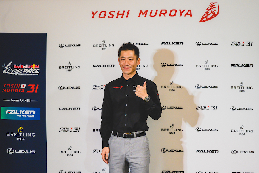 【動画：レッドブル・エアレース】開幕戦アブダビ、室屋が予選1位通過