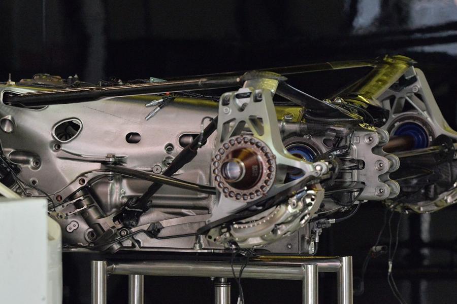 F1がギアボックスの標準化に一歩前進