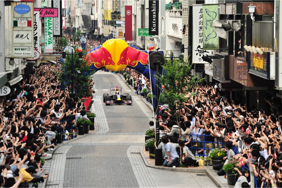 【高画質ギャラリー】レッドブルF1、ホンダ本社近くの東京・明治神宮外苑で8年ぶりにショーラン決定！