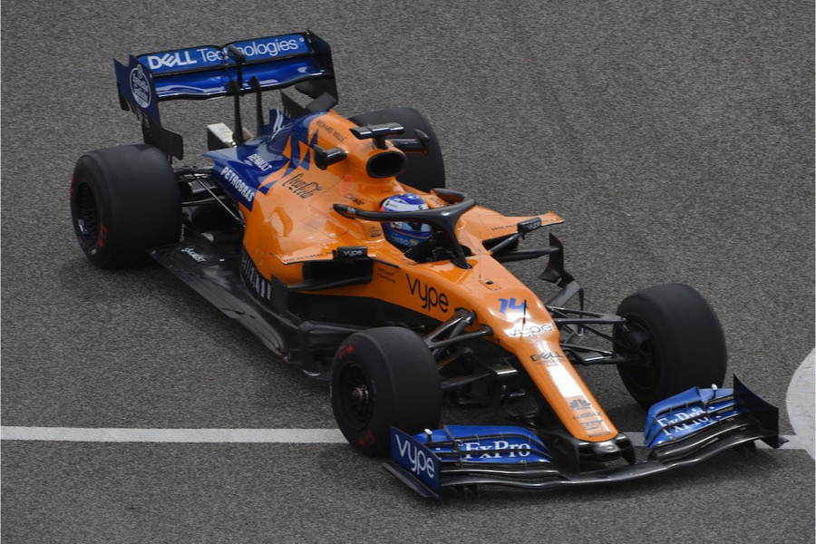 【F1テスト3：初日】F1復帰のアロンソ「クルマはあらゆる面で一歩前進。うんざりする遅さは減ったね」