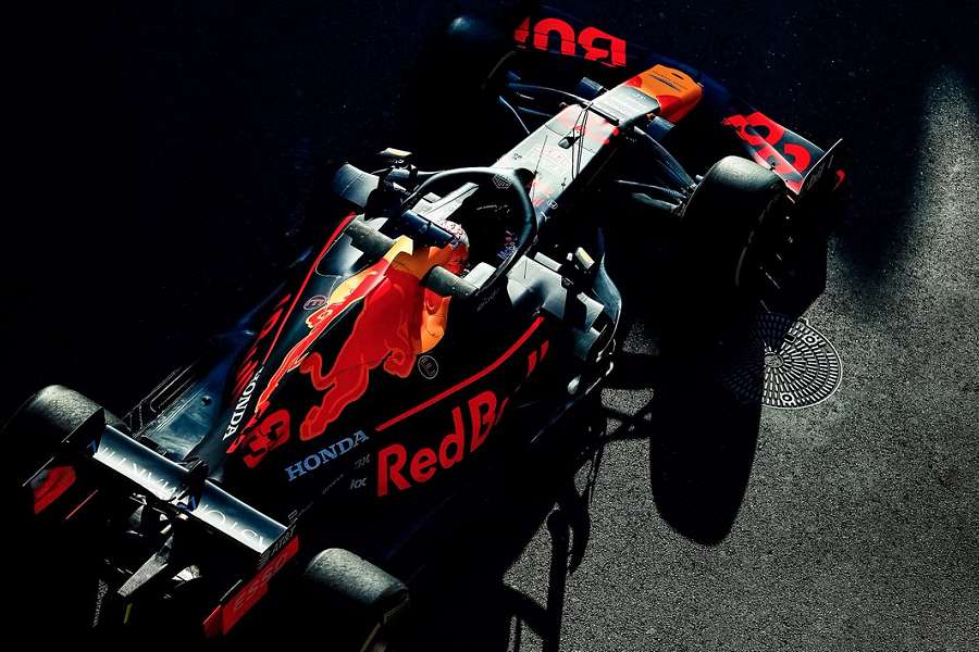 【FP2レポート】ホンダ勢4台がトップ10　初日はフェラーリがリード／F1アゼルバイジャンGP