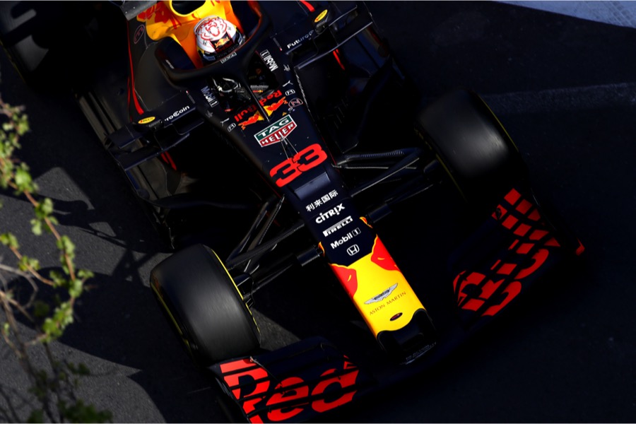 【FP3速報】レッドブル・ホンダ3番手と最下位　フェラーリが1-2キープ／F1アゼルバイジャンGP