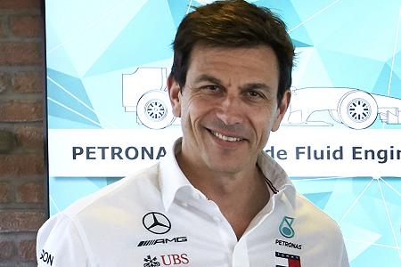 フェラーリがトト・ヴォルフのF1最高責任者就任を拒むだろうとF1ビジネス記者