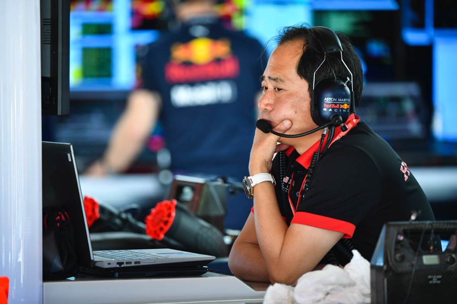 【ホンダF1】田辺TD「オイル漏れでフェルスタッペンのPUをスペック2へ交換」