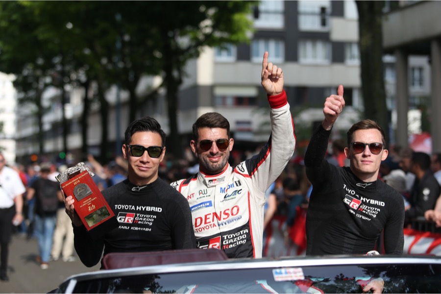 【画像】ル・マン24時間レース直前、ドライバーズパレード