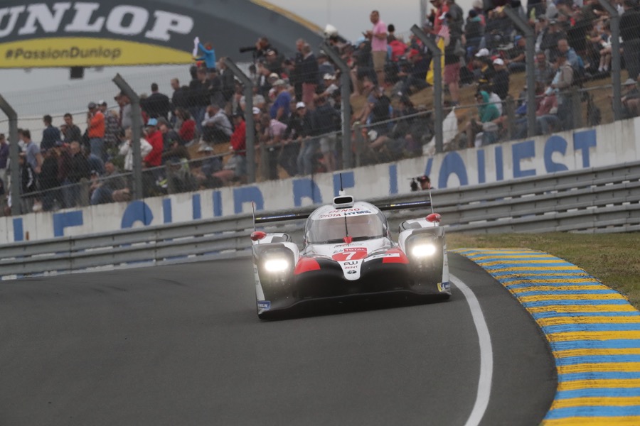 【動画：ル・マン24時間】残り1時間でドラマ！1位のトヨタ7号車に異変･･･首位は8号車の中嶋一貴／23時間経過