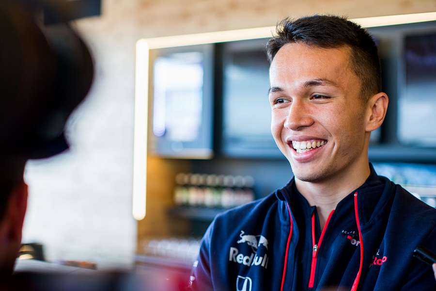 【トロロッソ・ホンダ】アルボンの素顔は敬虔な仏教徒