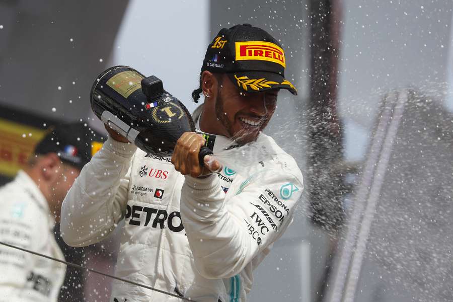 イタリアのメディアも認める「ハミルトンのライバルたちにもうF1タイトルの望みはない」