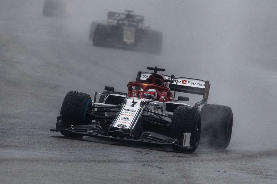 アルファロメオ、F1ドイツGPでのペナルティーへの異議申し立ては見送り？