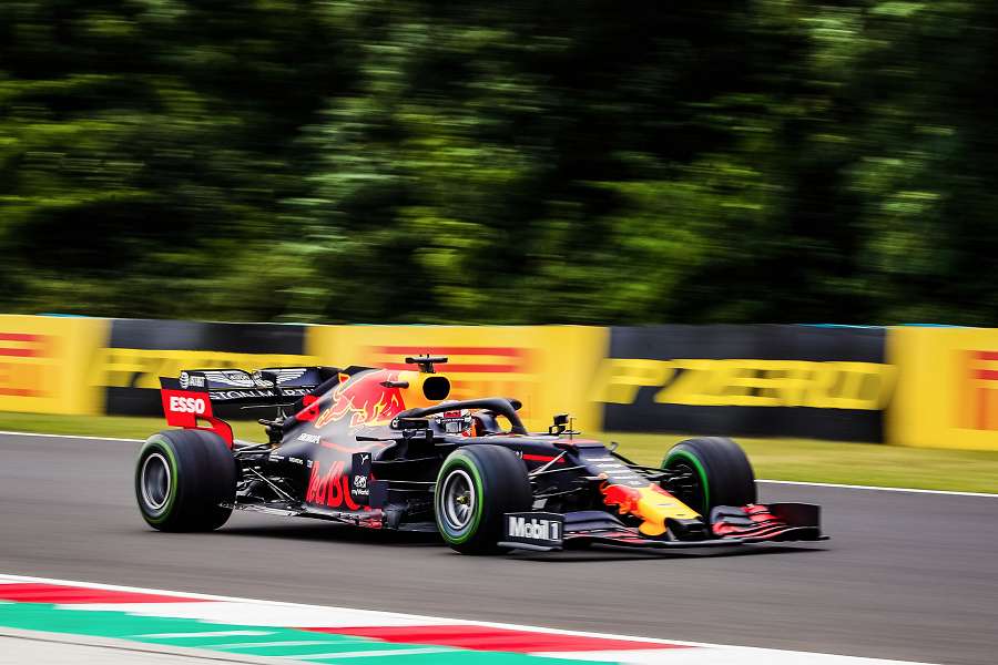 【FP1レポート】レッドブル・ホンダ2台がトップ4入り／F1ハンガリーGP