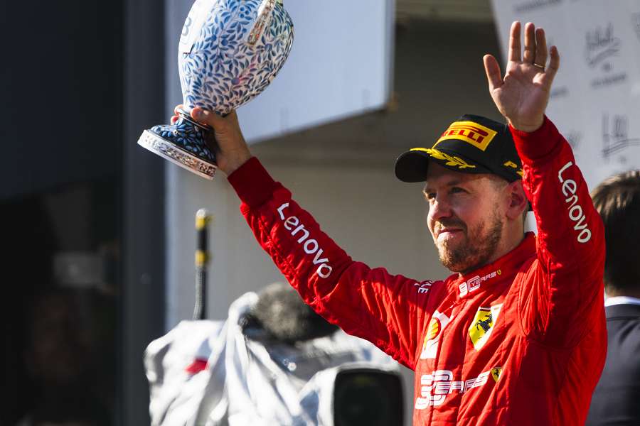 「ベッテルは必ず来季もフェラーリで走る」とマッティア・ビノット