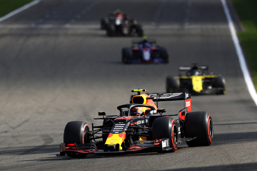 【レッドブル・ホンダ】アルボン「緊張した週末だったけど楽しめた。このレースをアントワーヌへ捧げる」