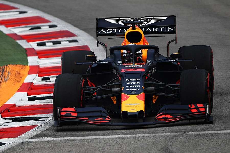 【FP1レポート】ホンダのフェルスタッペンがトップ！フェラーリにトラブル発生／F1シンガポールGP