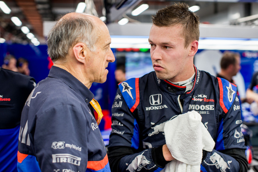 【FP3速報】レッドブル・ホンダ、やや離される　トロロッソ・ホンダは白煙／F1シンガポールGP