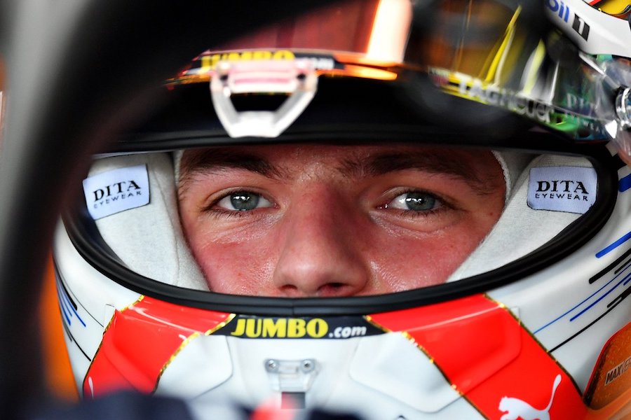 【FP1速報】レッドブル・ホンダがトップタイムで開幕／F1シンガポールGP