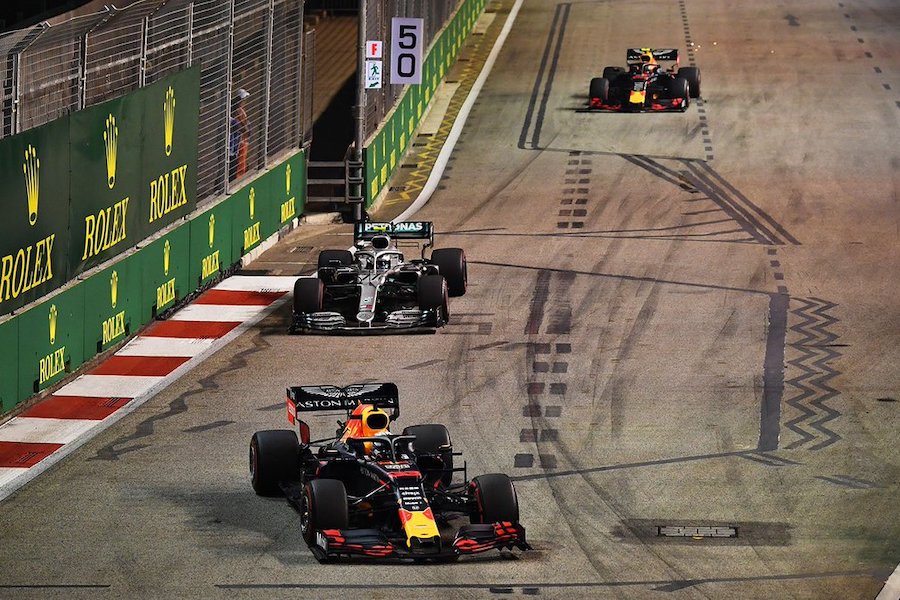 【F1レース速報】フェラーリ、2017年以来の1-2！レッドブル・ホンダ3位！／F1シンガポールGP