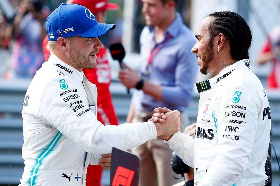 ルイス・ハミルトン「フェラーリのドライバーたちの間にはリスペクトがない」