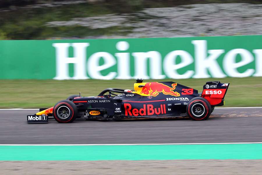 【FP1レポート】レッドブル・ホンダは5番手スタート　トロロッソ・ホンダはやや苦戦／F1日本GP