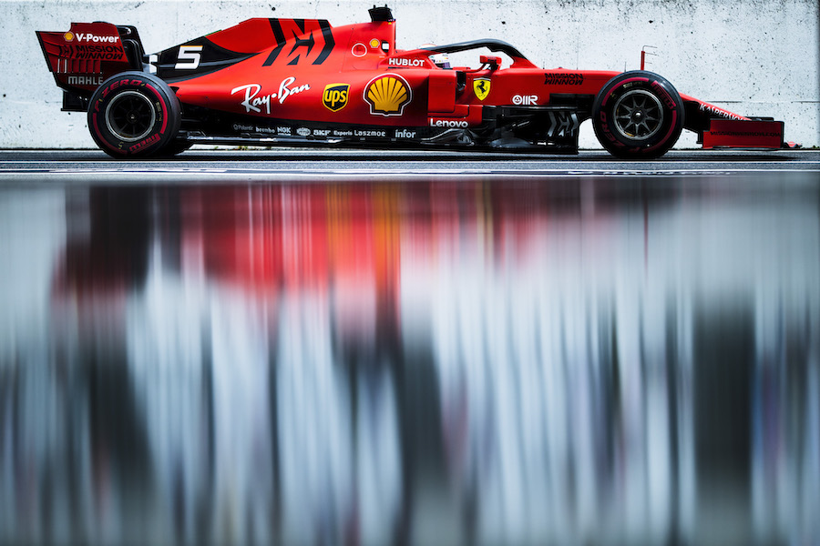 【予選結果】フェラーリのベッテルが圧倒的な速さでPP！レッドブル・ホンダ、決勝レースへの影響は？／F1日本GP