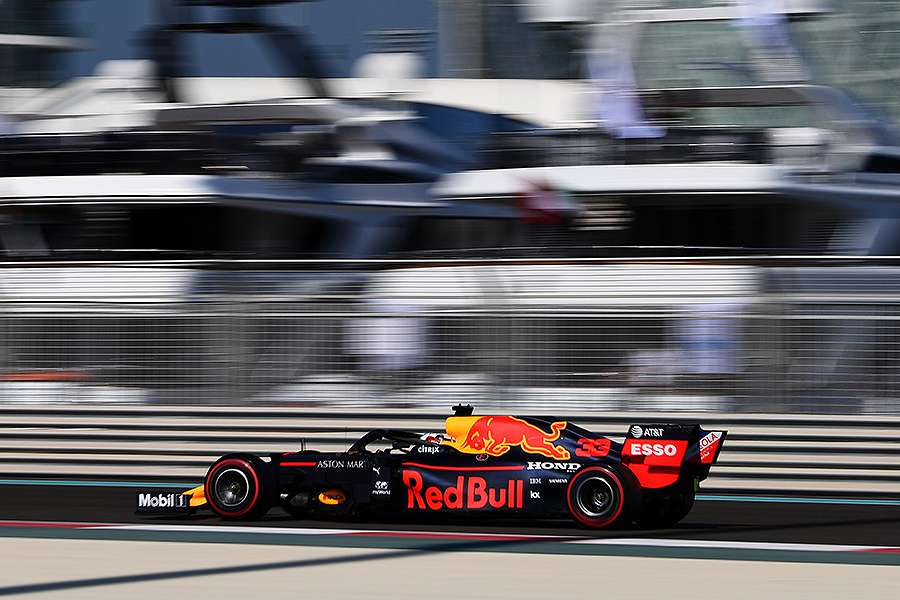 【FP1レポート】レッドブル・ホンダはトップ4！セッションは2度の赤旗中断／F1アブダビGP