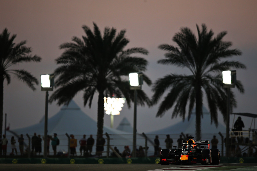 【FP2速報】メルセデス、フェラーリ、レッドブル・ホンダの6台が接戦